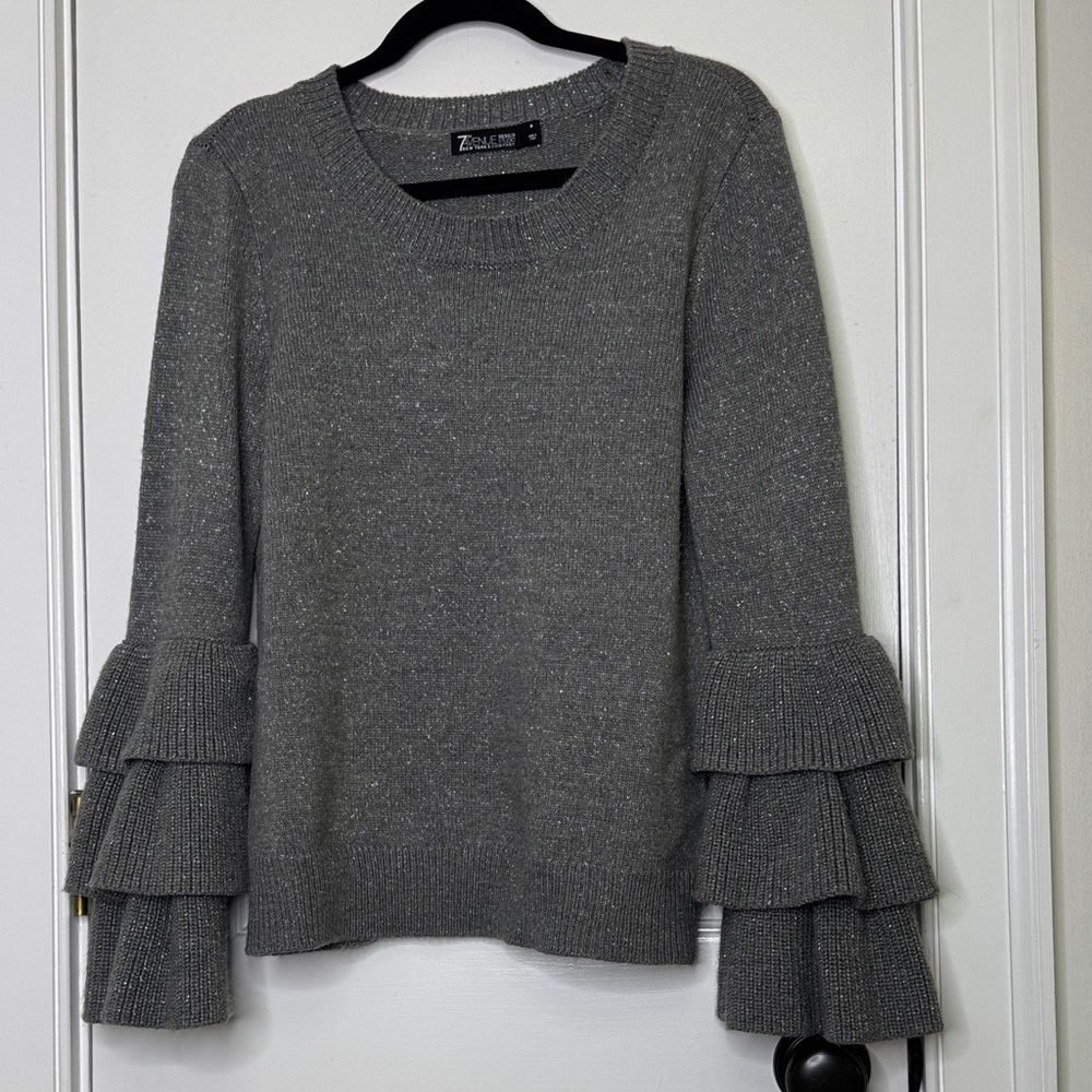 💫 NY&C 7th Avenue Grey Metallic Ruffle Sleeve Sweater - Picture 3 of 7